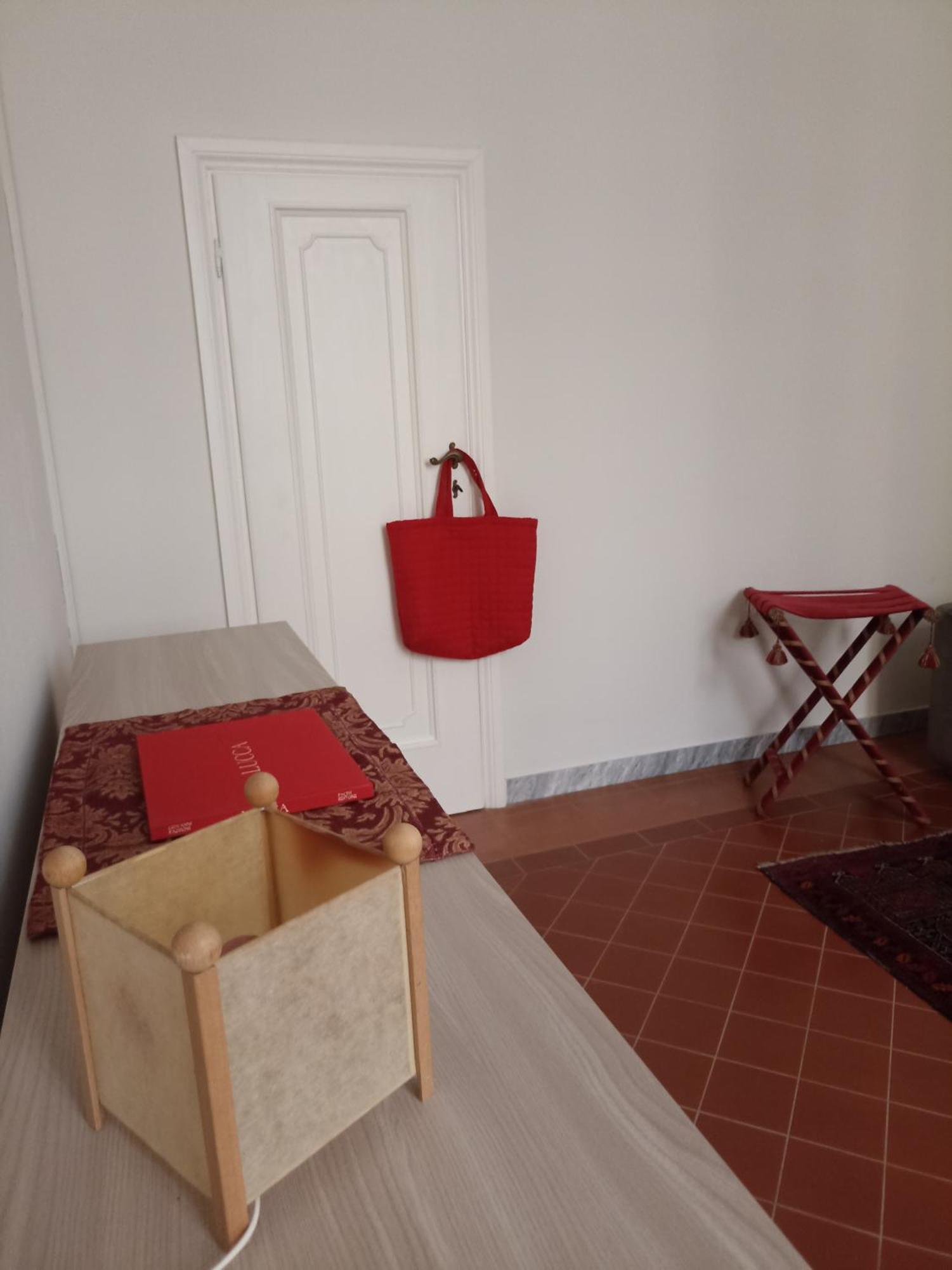 Villa Gem In The City Center Of Lucca With Air Conditioning - Exclusive Ground Floor House Inside The Walls Close To Botanical Garden And Piazza San Martino Exterior foto